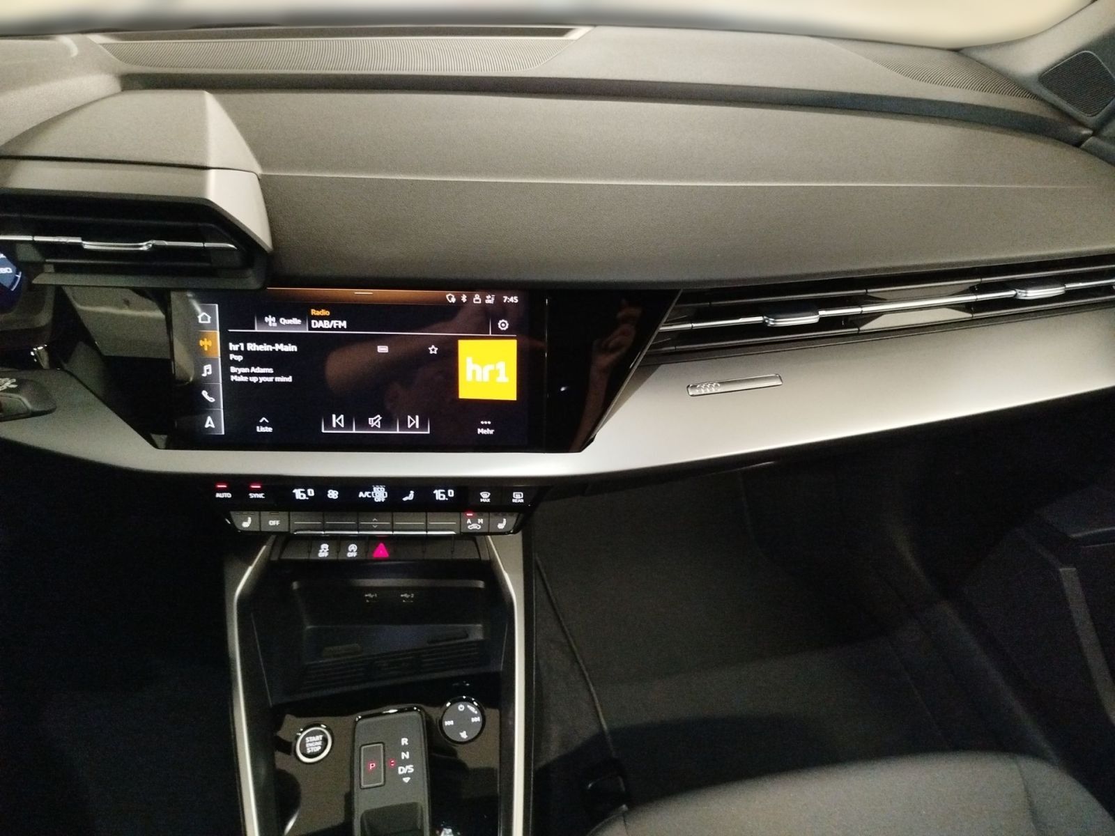 Audi A3 Sportback 35 TFSI S tronic - Samsaru's Car Outlet