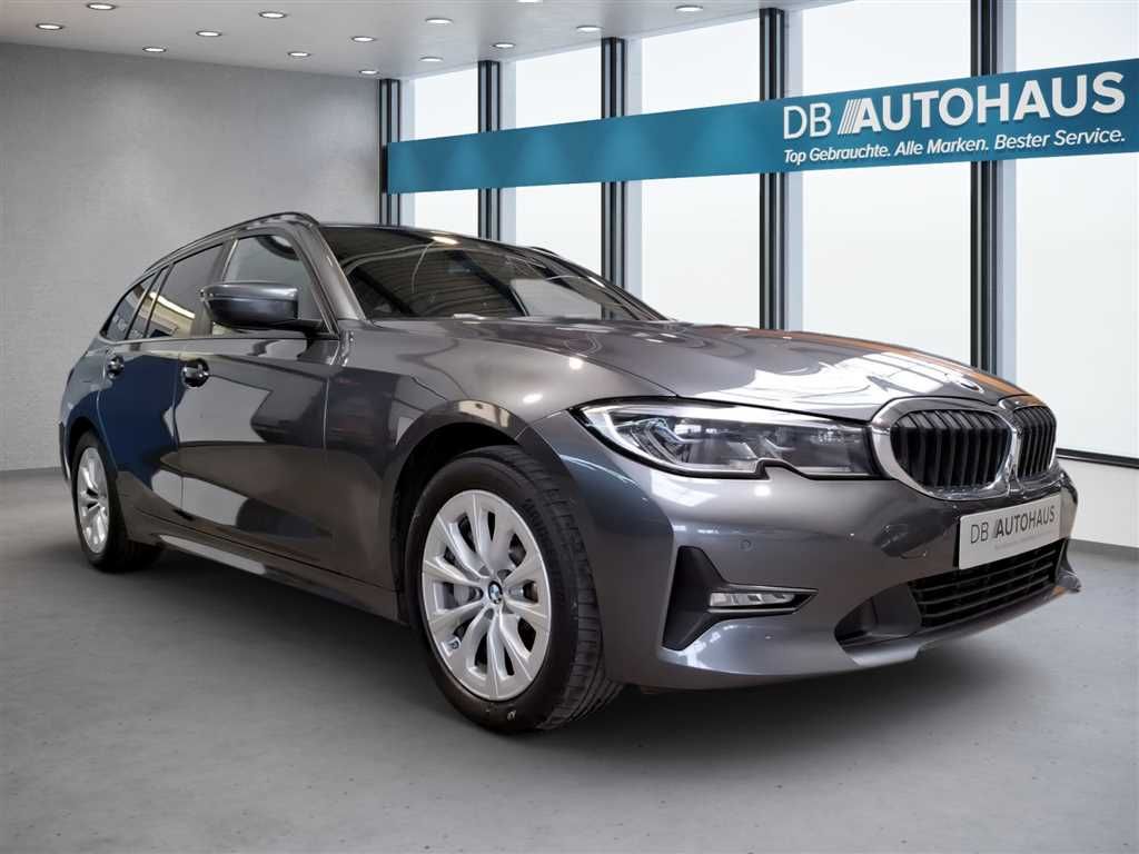 BMW 330e Touring Advantage Steptronic - Samsaru's Car Outlet