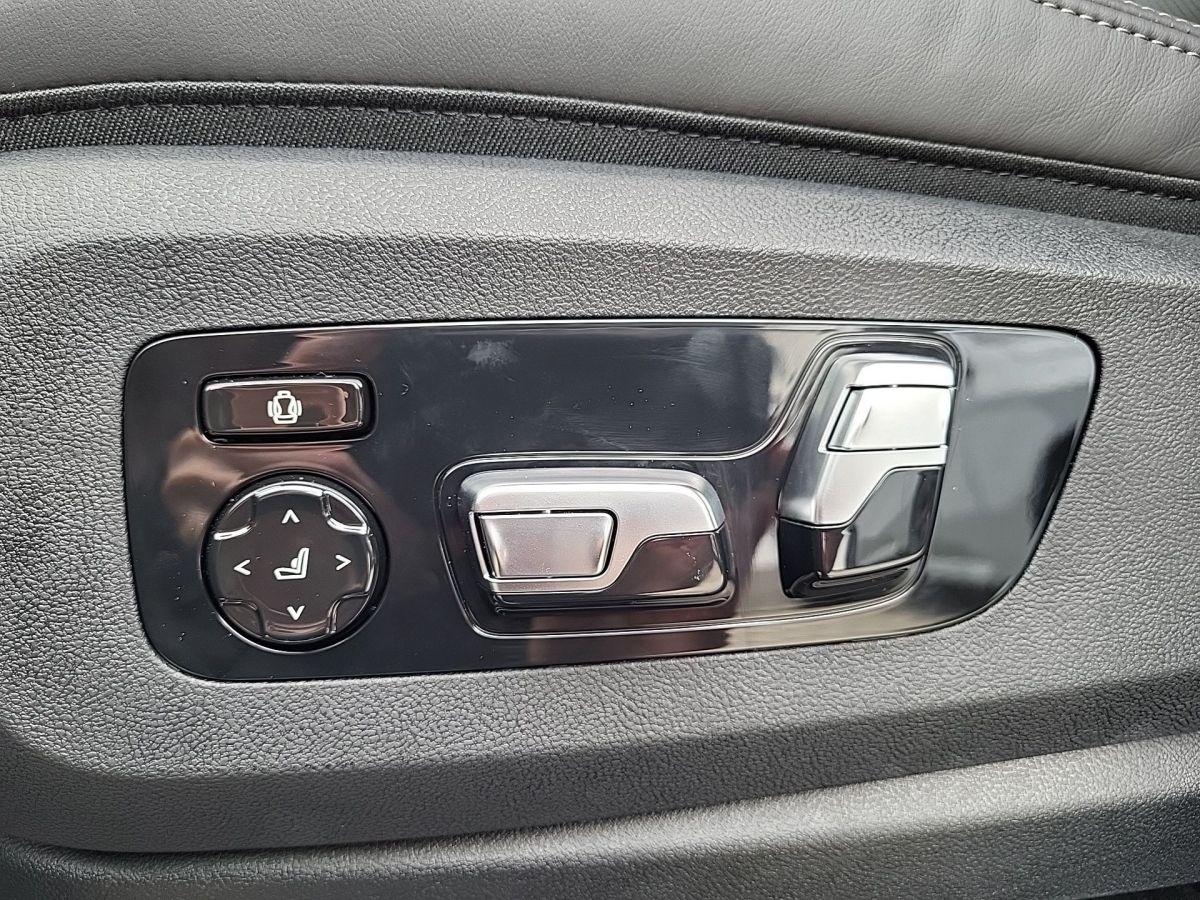 BMW X5 xDrive40d M SPORT INDIVI DRAVITGRAU Standhzg