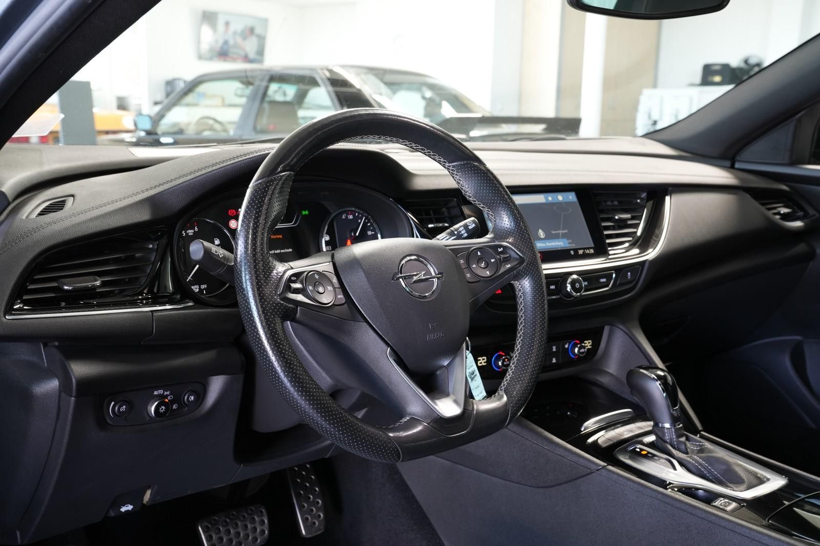Opel Insignia B Sports Tourer Elegance - Samsaru's Car Outlet