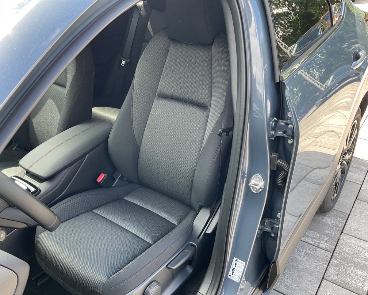 Mazda CX-30 2.0L e-SKYACTIV X 186ps 6AT Homura + Kamer