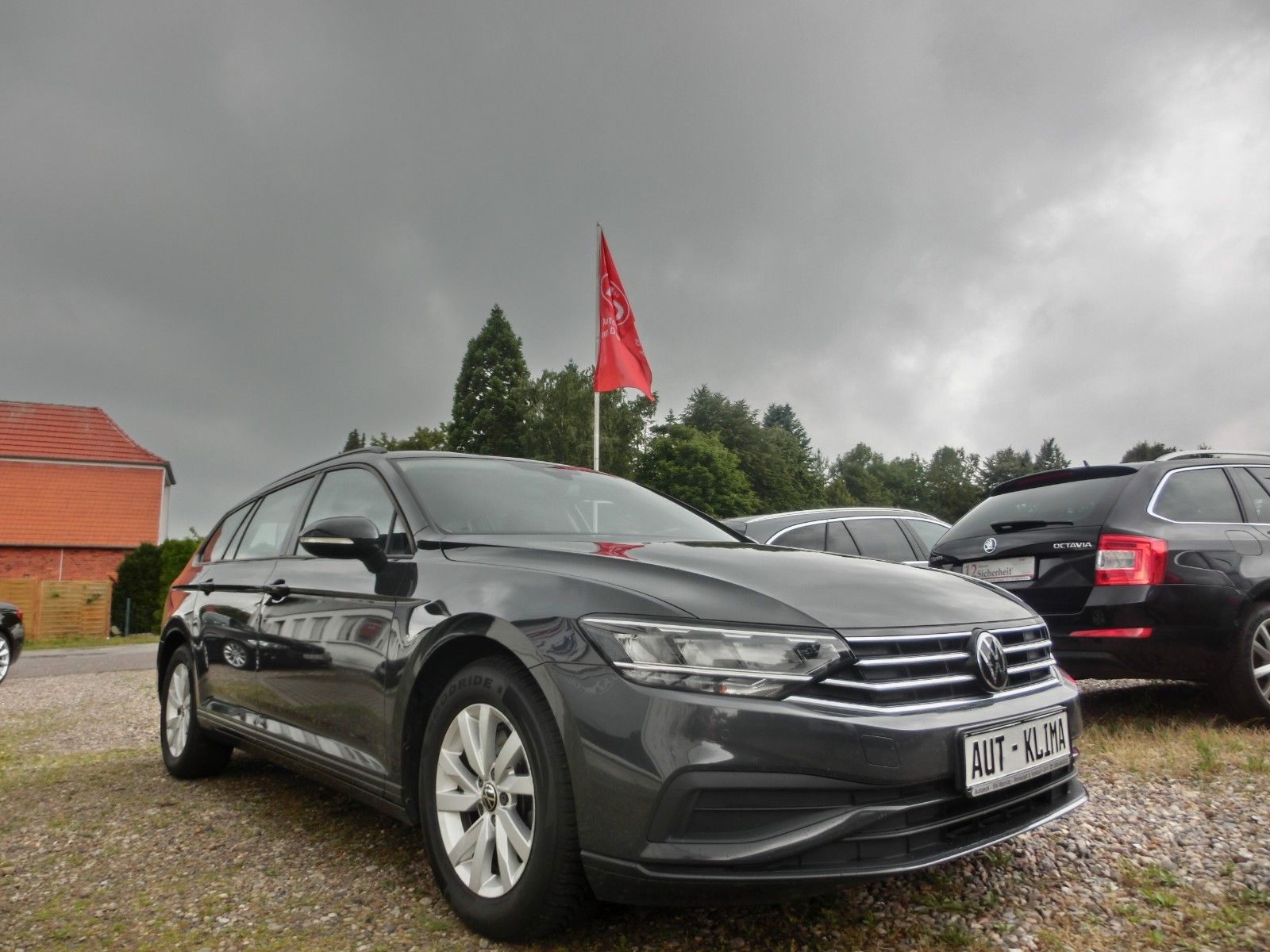Volkswagen Passat Variant - Samsaru's Car Outlet