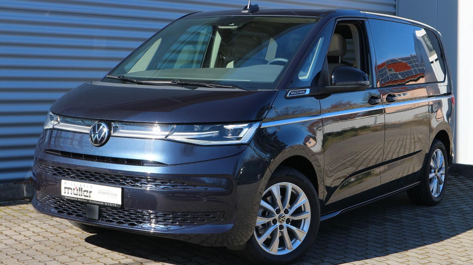 Volkswagen Multivan Style - Samsaru's Car Outlet