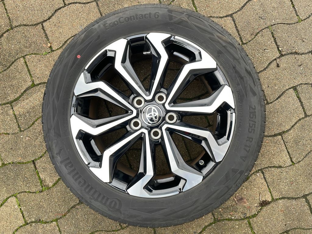 Toyota Yaris Cross 1.5 VVT-i Team D *WKR+AHK+Safety*