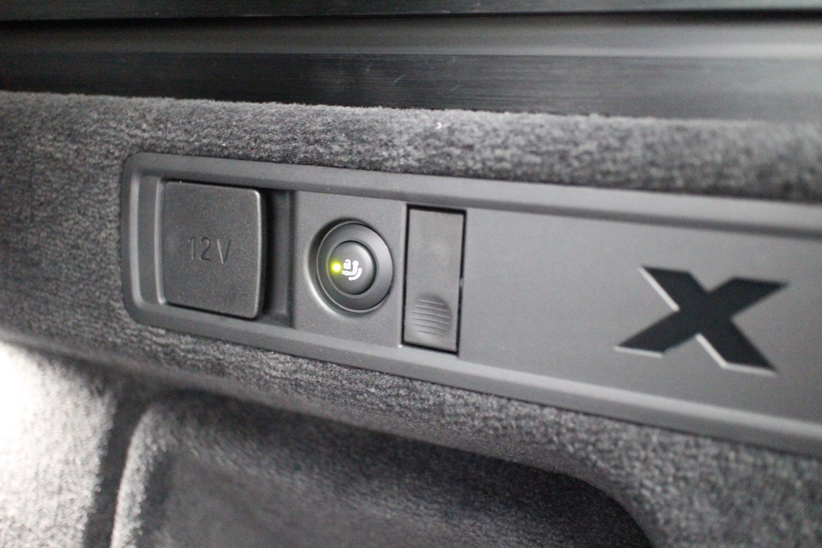 BMW X5 30 d xDrive M Sport H&K Carbon Luftfederung