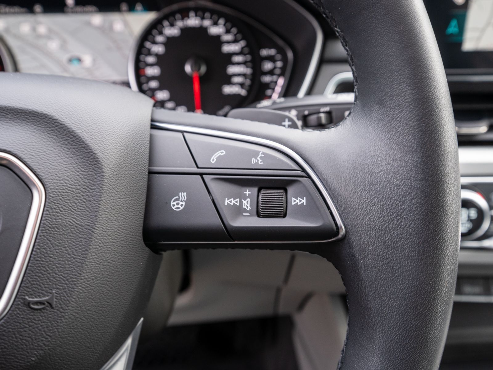 Audi A4 allroad quattro 40TDI Stronic PANO Stdhzg AHK