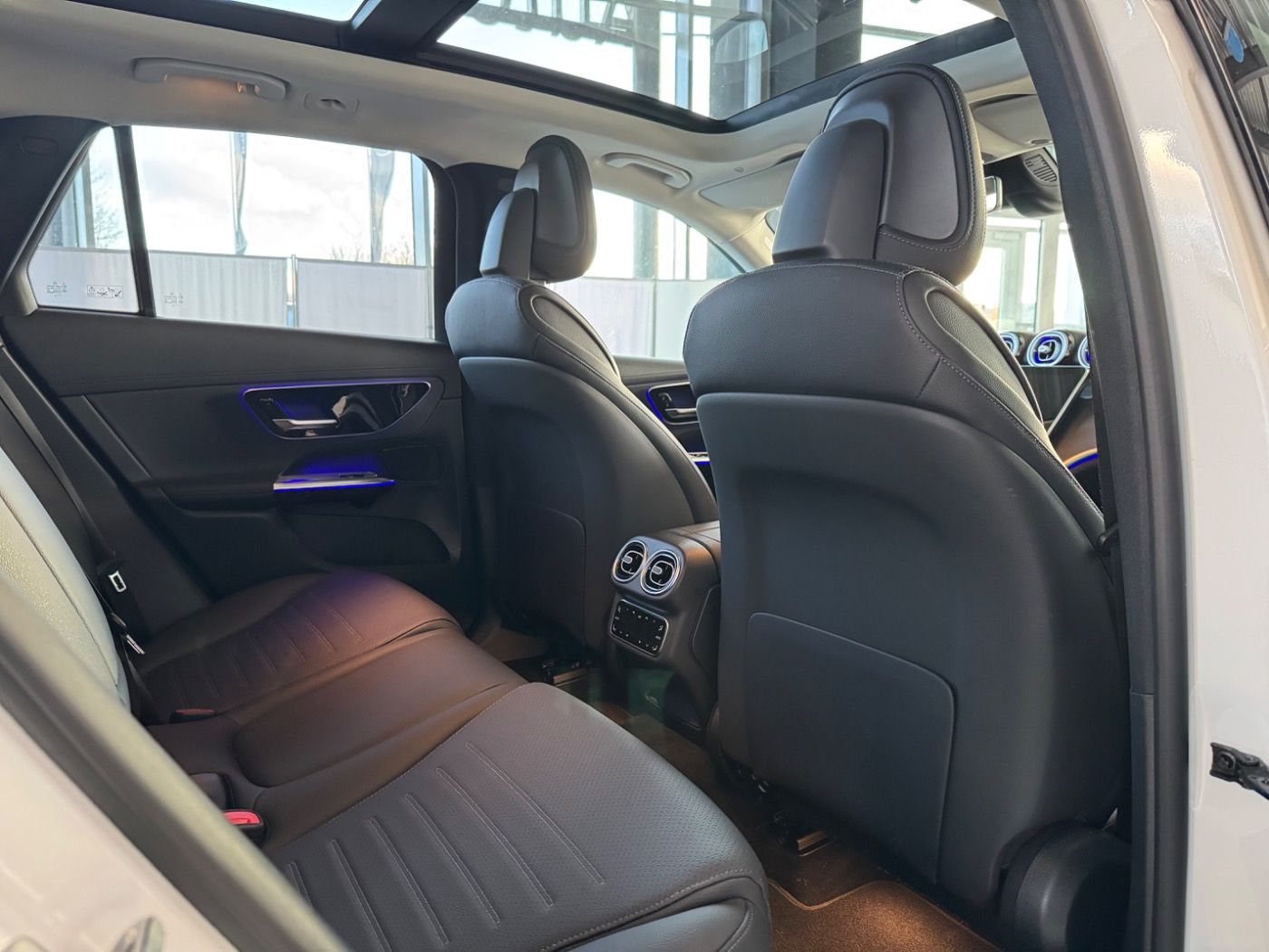 Mercedes-Benz GLC 220 d 4M AMG+Pano+AHK+Winter-Paket+Kamera