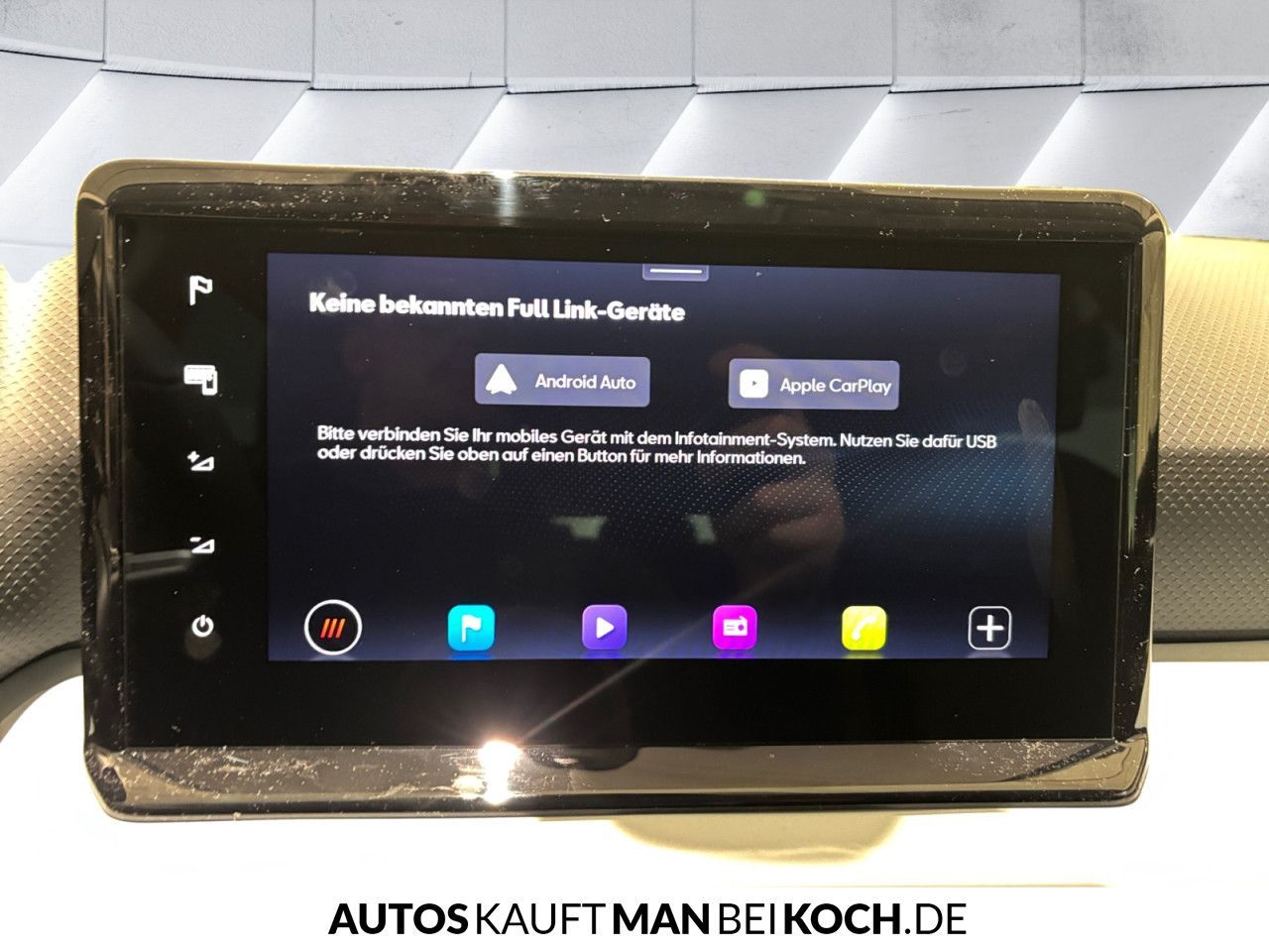 Seat Arona 1.0 TSI DSG Road Ed SOUND NAVI PDC V+H AHK