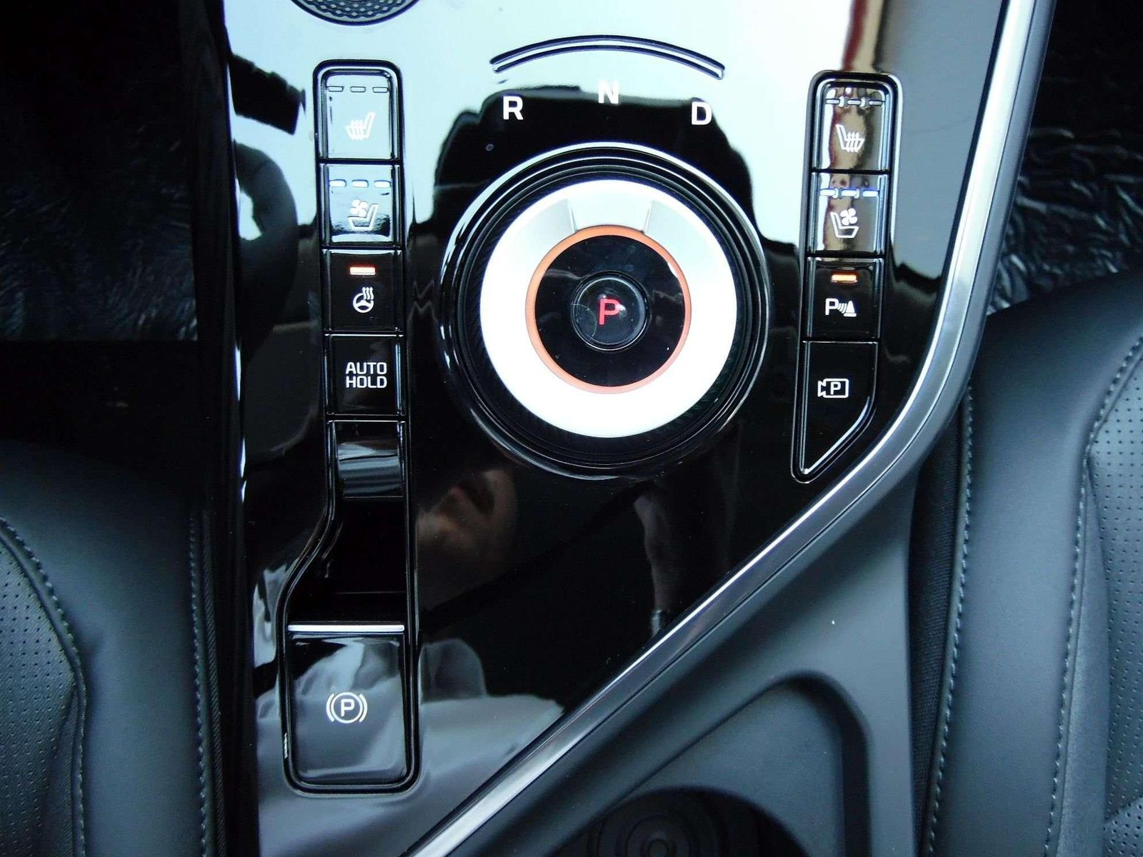 Kia Niro Spirit 1.6 HEV - Samsaru's Car Outlet