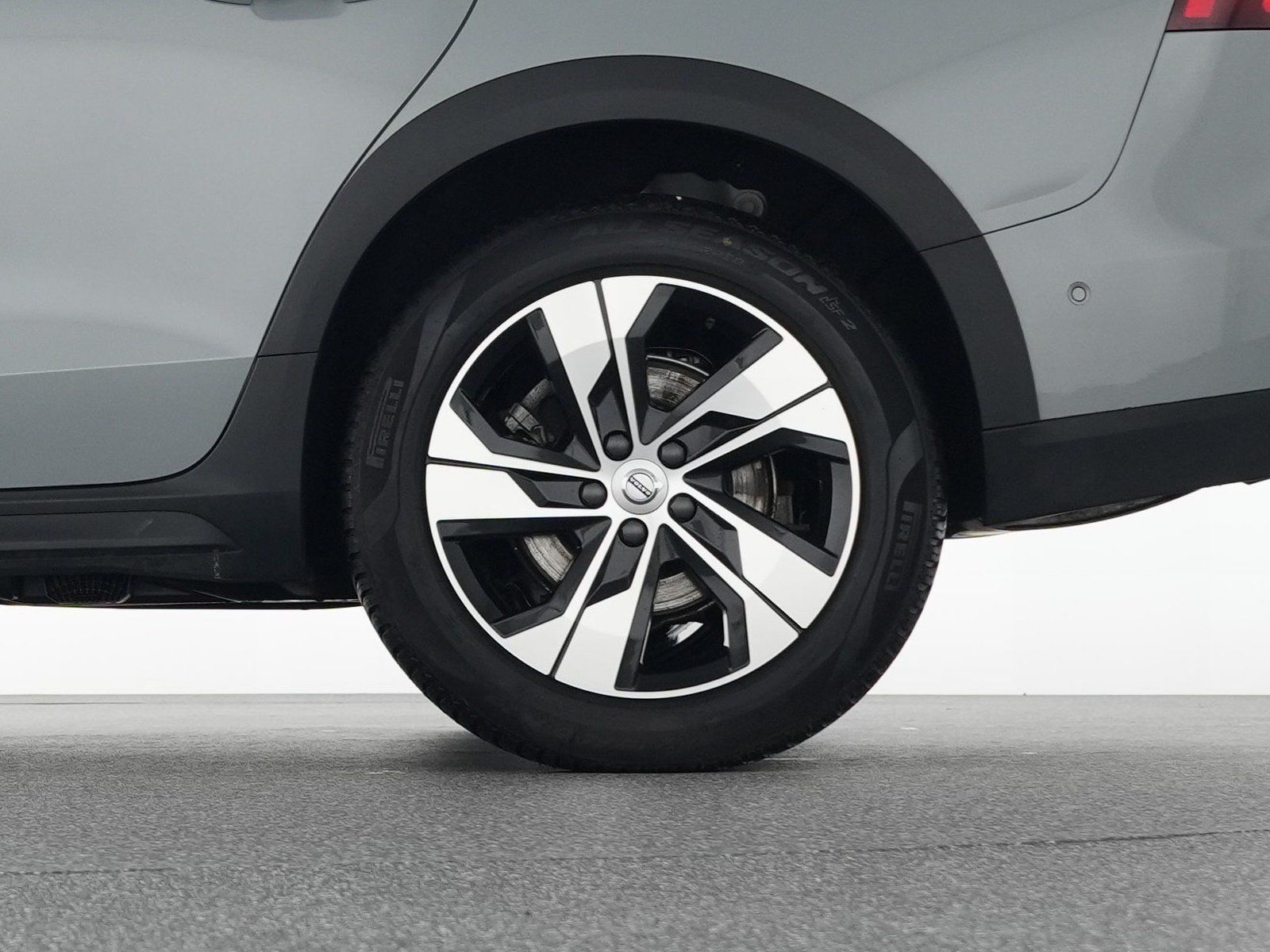 Volvo V60 CC B4 AWD Ultimate SONDERFINANZIERUNG 1,99%