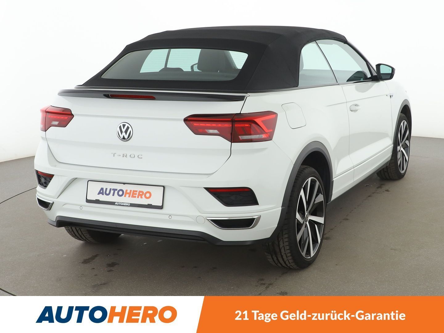 Volkswagen T-Roc 1.5 TSI ACT R-Line - Samsaru's Car Outlet