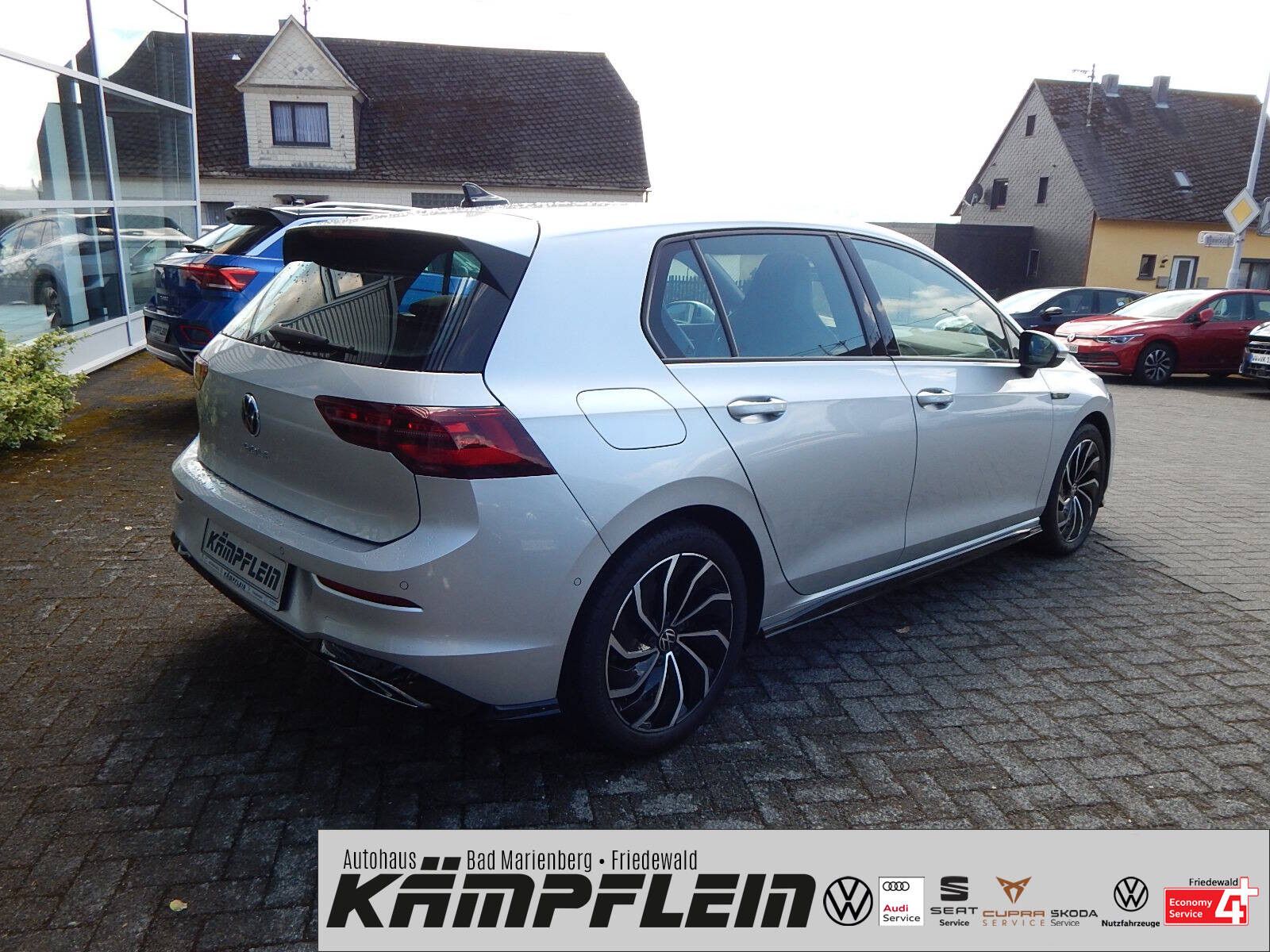 Volkswagen Golf R-Line 2.0TDI DSG - Samsaru's Car Outlet