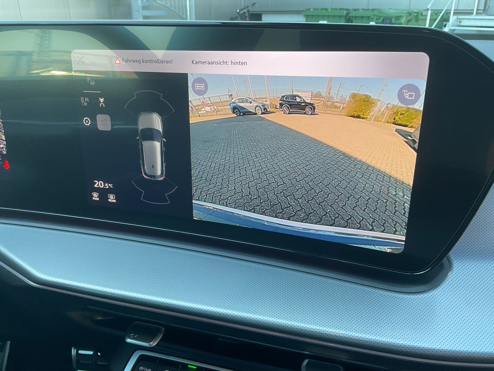 Audi Q3 SUV e-hybrid 2x S line MATRIX AHK HUD SONOS