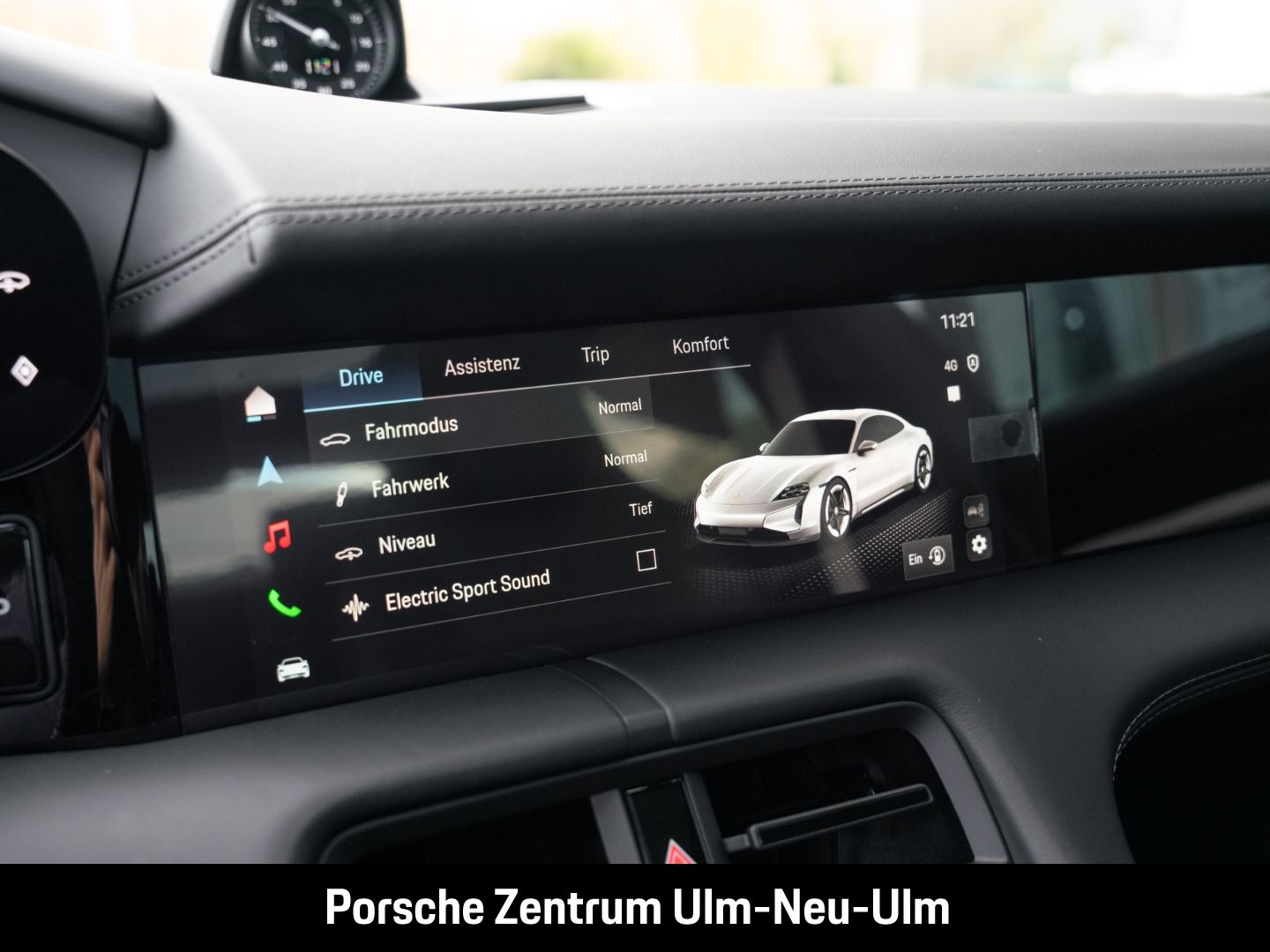 Porsche Taycan 4S Hinterachslenkung  HD-Matrix LED InnoD