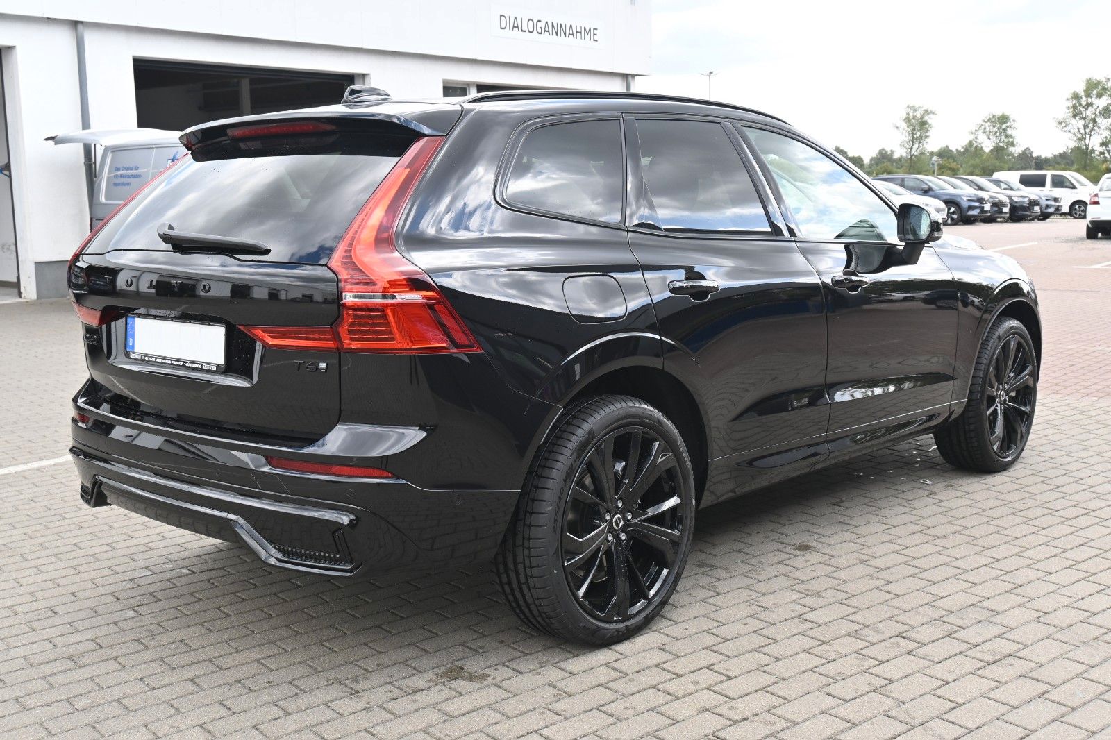 Volvo XC60 T6 RC AWD Plus Black Edition*360°*ACC*AHK