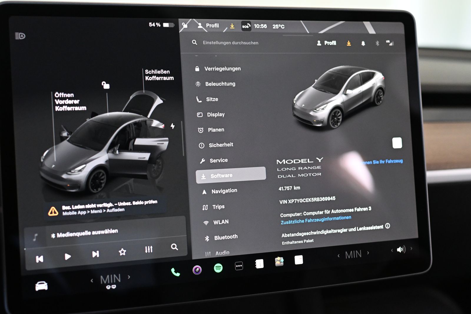Tesla Model Y Long Range Dual AWD Pano ACC 20"