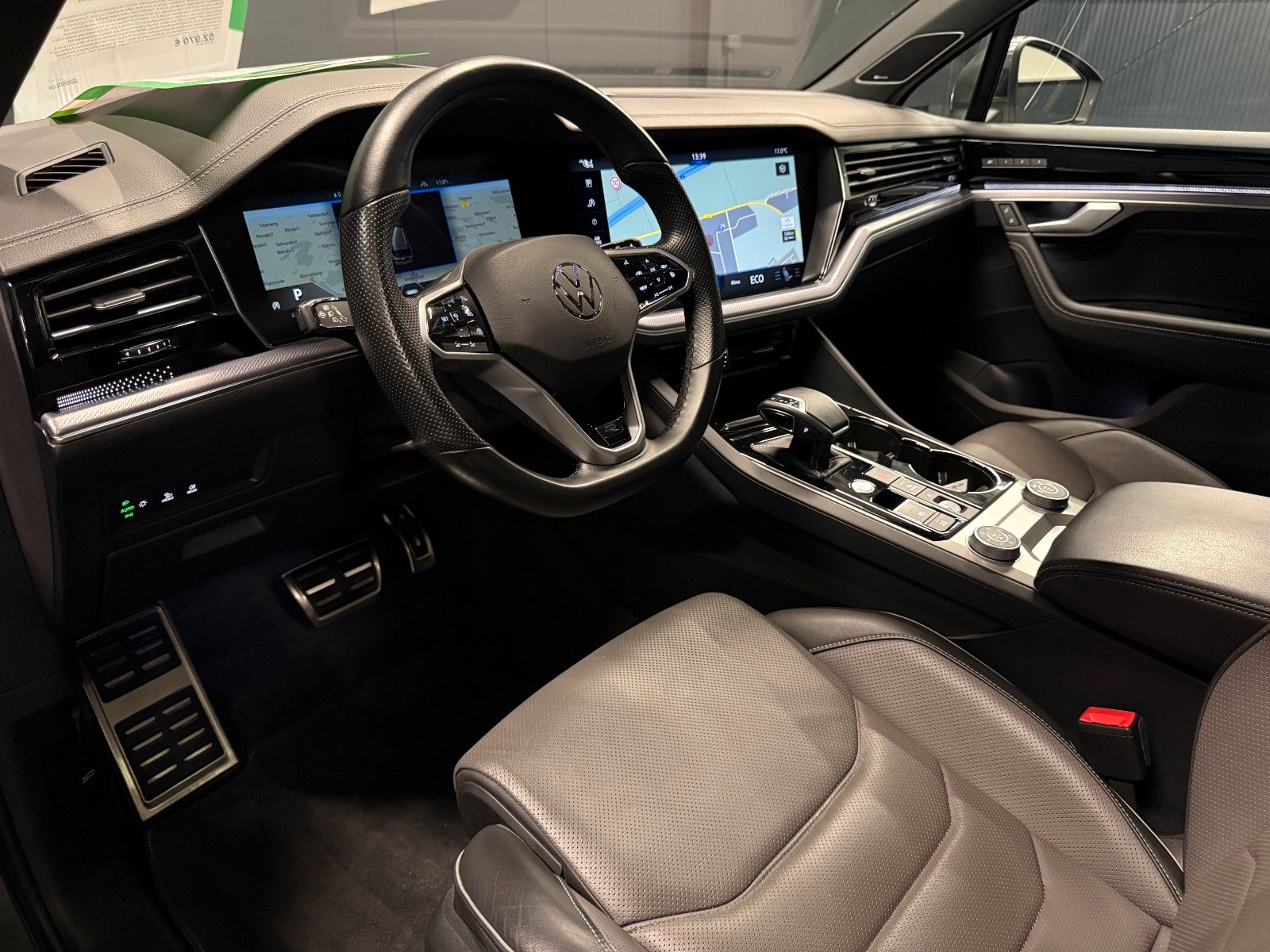 Volkswagen Touareg R-Line 4Mot.*20Zoll*PANORAMA*LUFT*HIFI*
