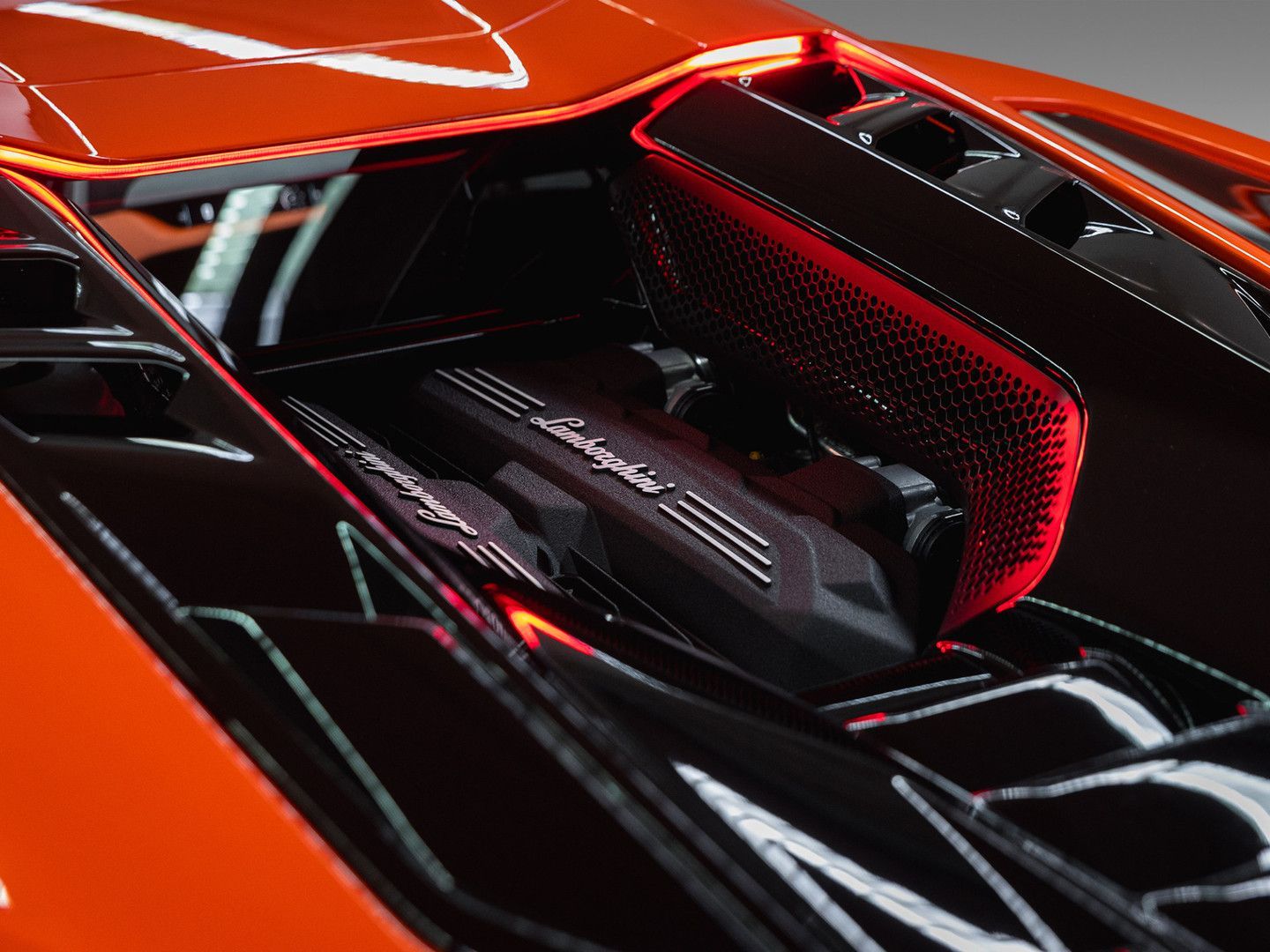 Lamborghini Revuelto - Samsaru's Car Outlet