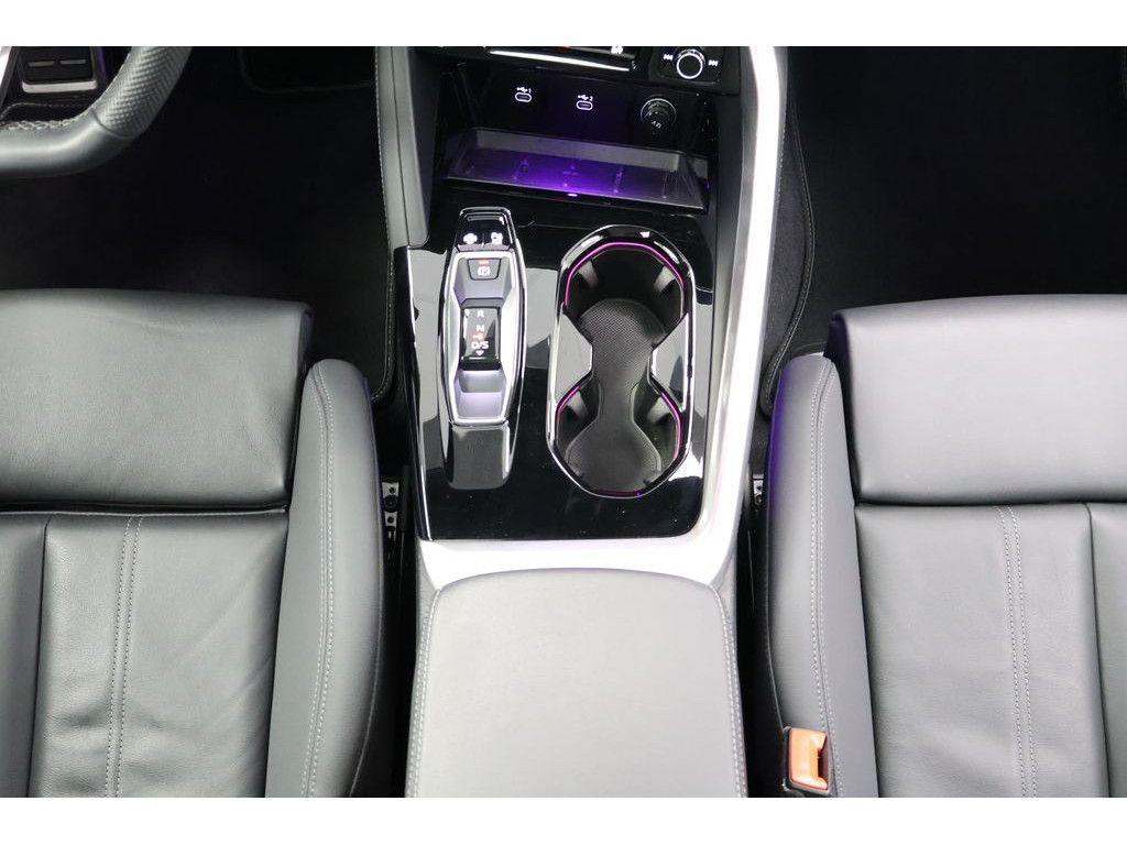 Audi Q5 2.0 TDI quattro S-line S-tronic,Navi,LED,AHK