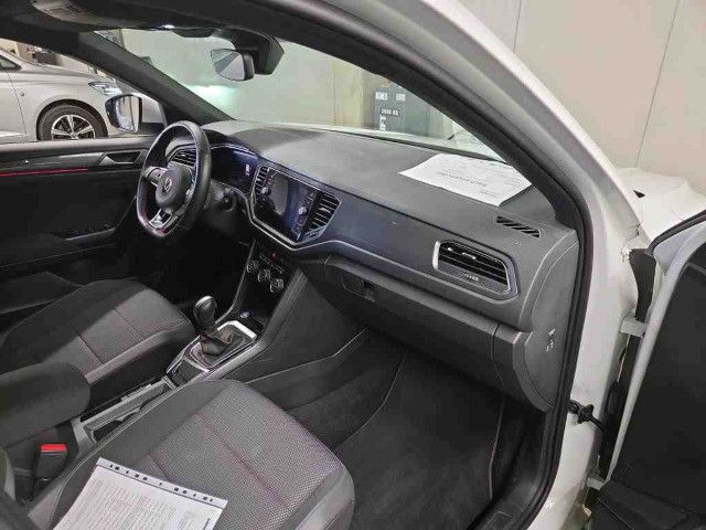 Volkswagen T-Roc 1.5 TSI DSG R-LINE - Samsaru's Car Outlet