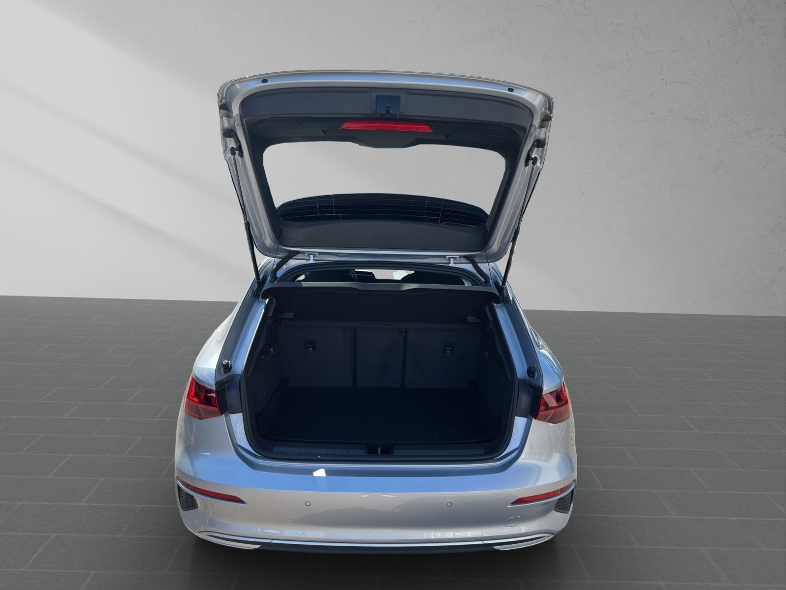 Audi A3 30 1.0 TFSI Sportback advanced - AHK-NAVI-LED