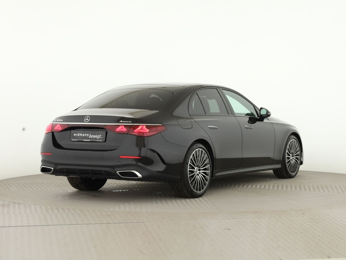 Mercedes-Benz E 450 d 4M *AMG Prem*Pano*360°*AHK*Sitzklima*HUD