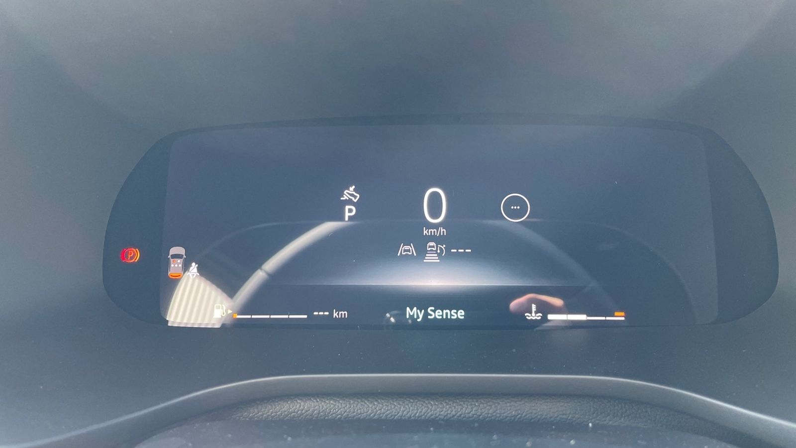 Renault Arkana TECHNO Mild Hybrid - Samsaru's Car Outlet