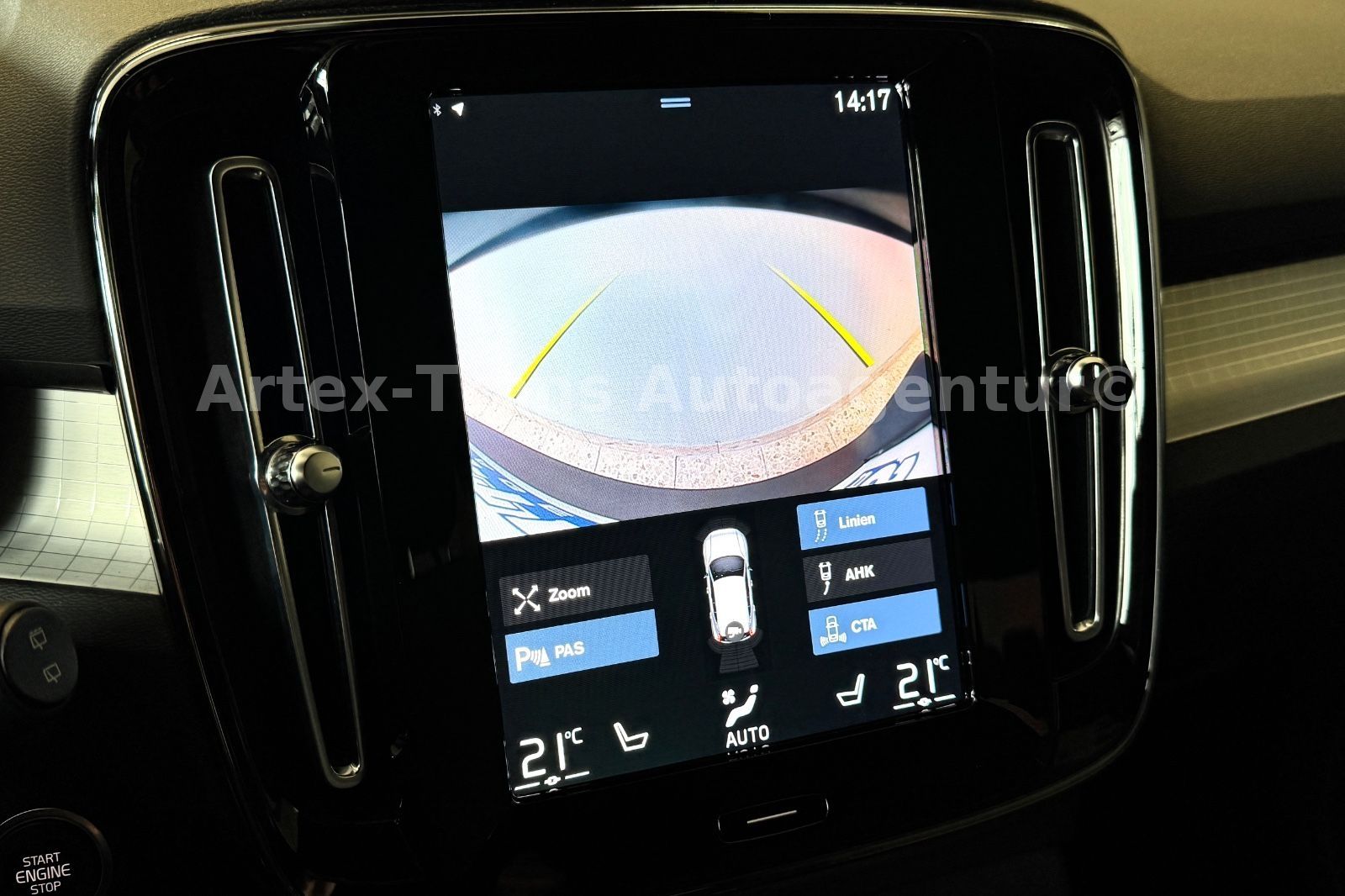 Volvo XC40 T4 Recharge Plug-In Hybrid /NAV/SHZ/AHK/ACC