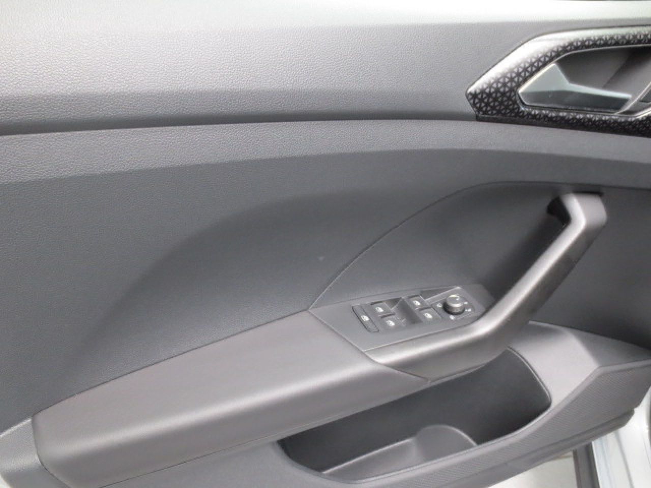 Volkswagen T-Cross Style 1.0 TSI - Samsaru's Car Outlet