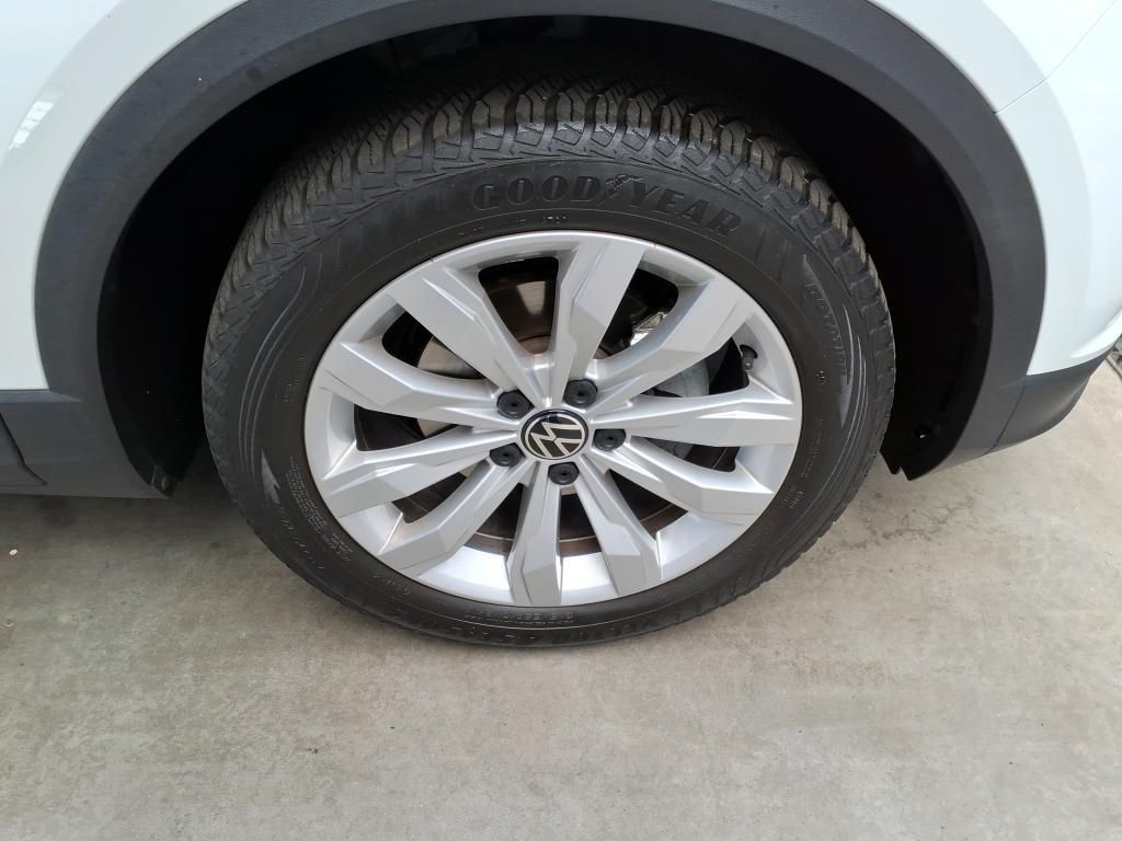 Volkswagen T-Roc 1.5 TSI DSG - Samsaru's Car Outlet