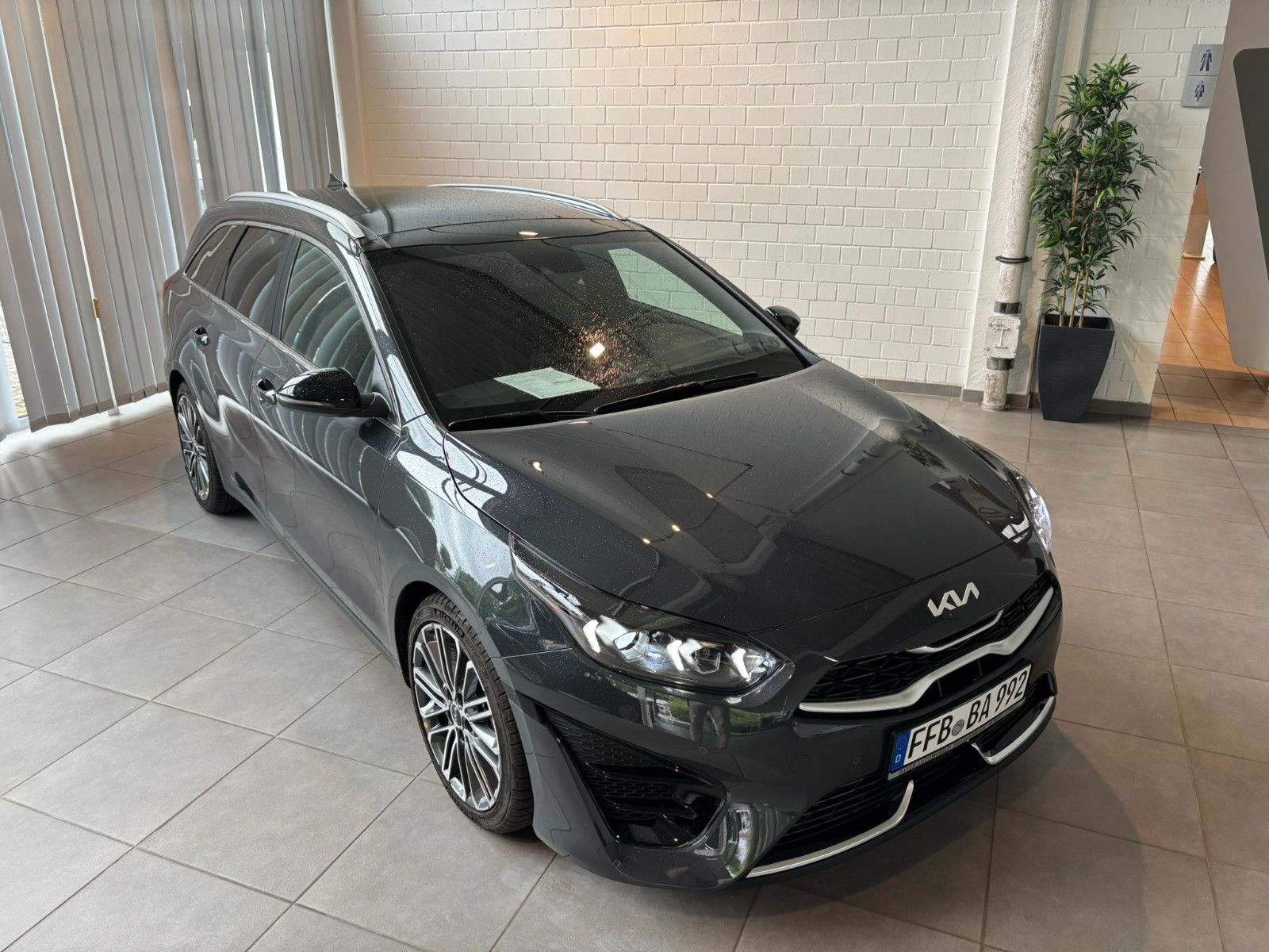 Kia Ceed SW GT-Line - Samsaru's Car Outlet