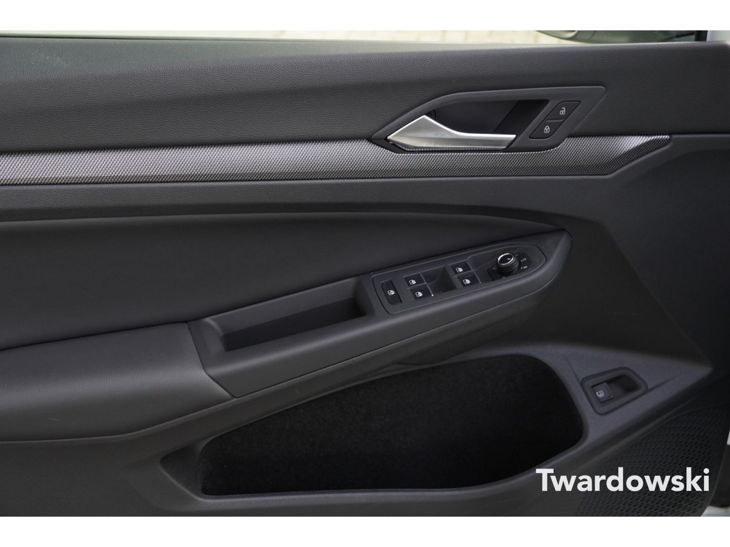 Volkswagen Golf GTE Matrix Pano AHK ACC Leder HUD Kamera 5J