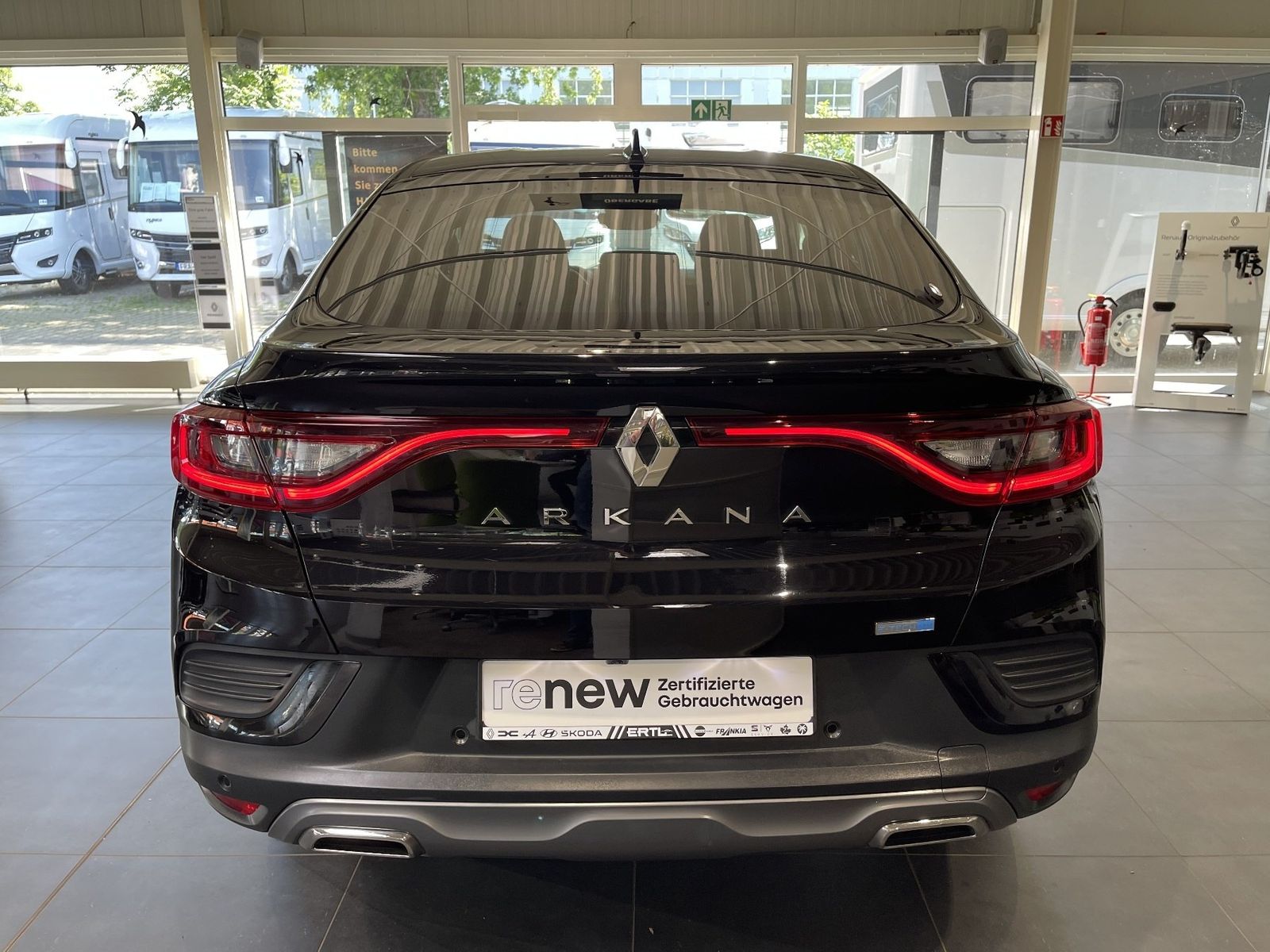 Renault Arkana R.S. LINE E-TECH - Samsaru's Car Outlet