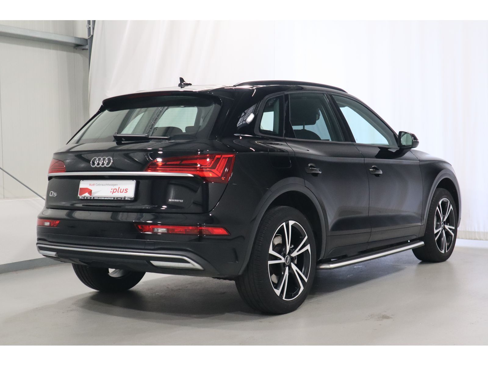 Audi Q5 40 TDI quattro - Samsaru's Car Outlet