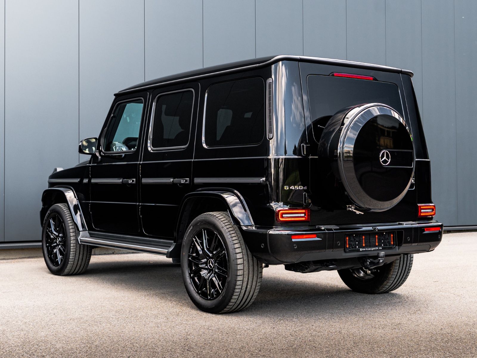 Mercedes-Benz G 450d AMG LINE - Samsaru's Car Outlet
