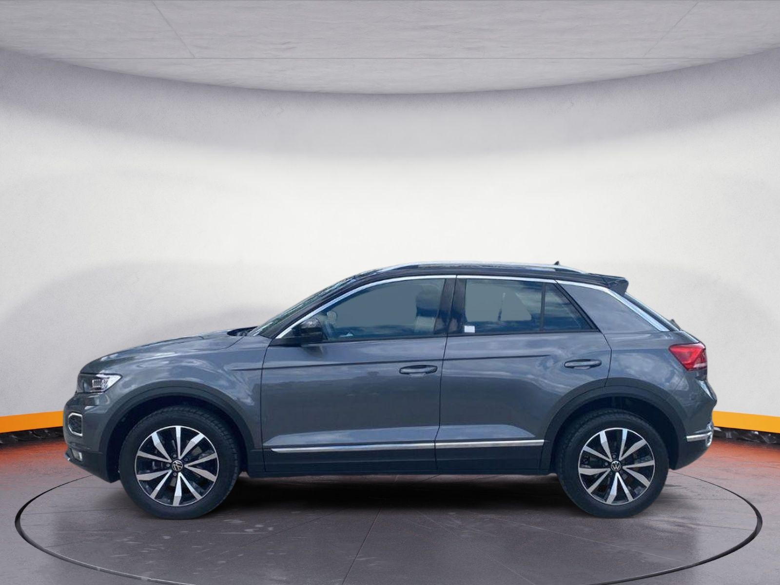 Volkswagen T-Roc 1.0 TSI Style - Samsaru's Car Outlet