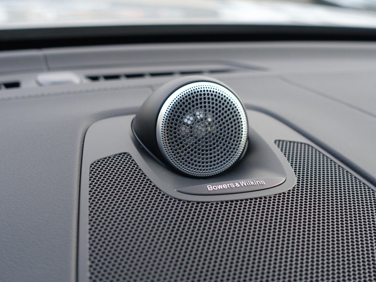 Volvo XC60 Ultra T8 AWD/Massage/B&W/FourC/AHK/360°/BLS