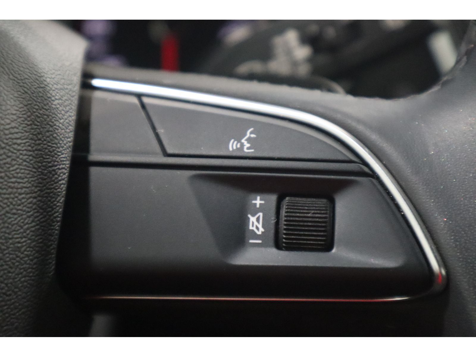 Audi Q5 40 TDI quattro S line - Samsaru's Car Outlet