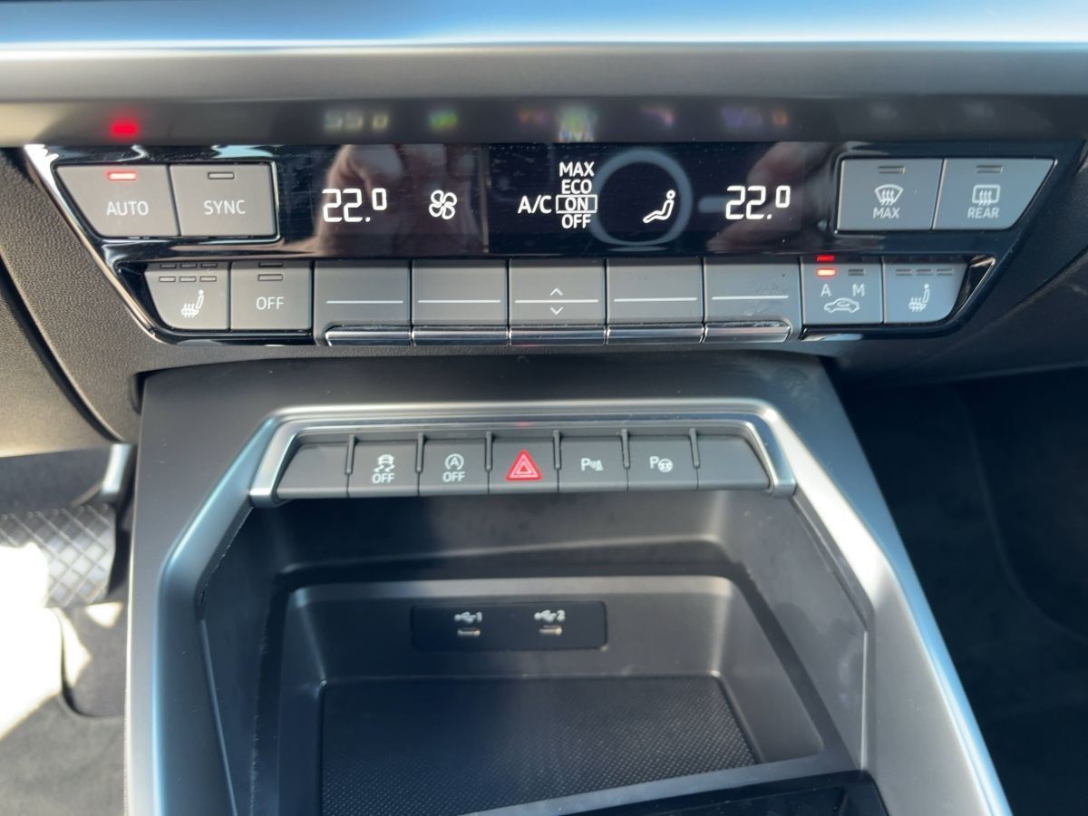 Audi A3 Sportback 35 TFSI advanced AHZV Navi LED