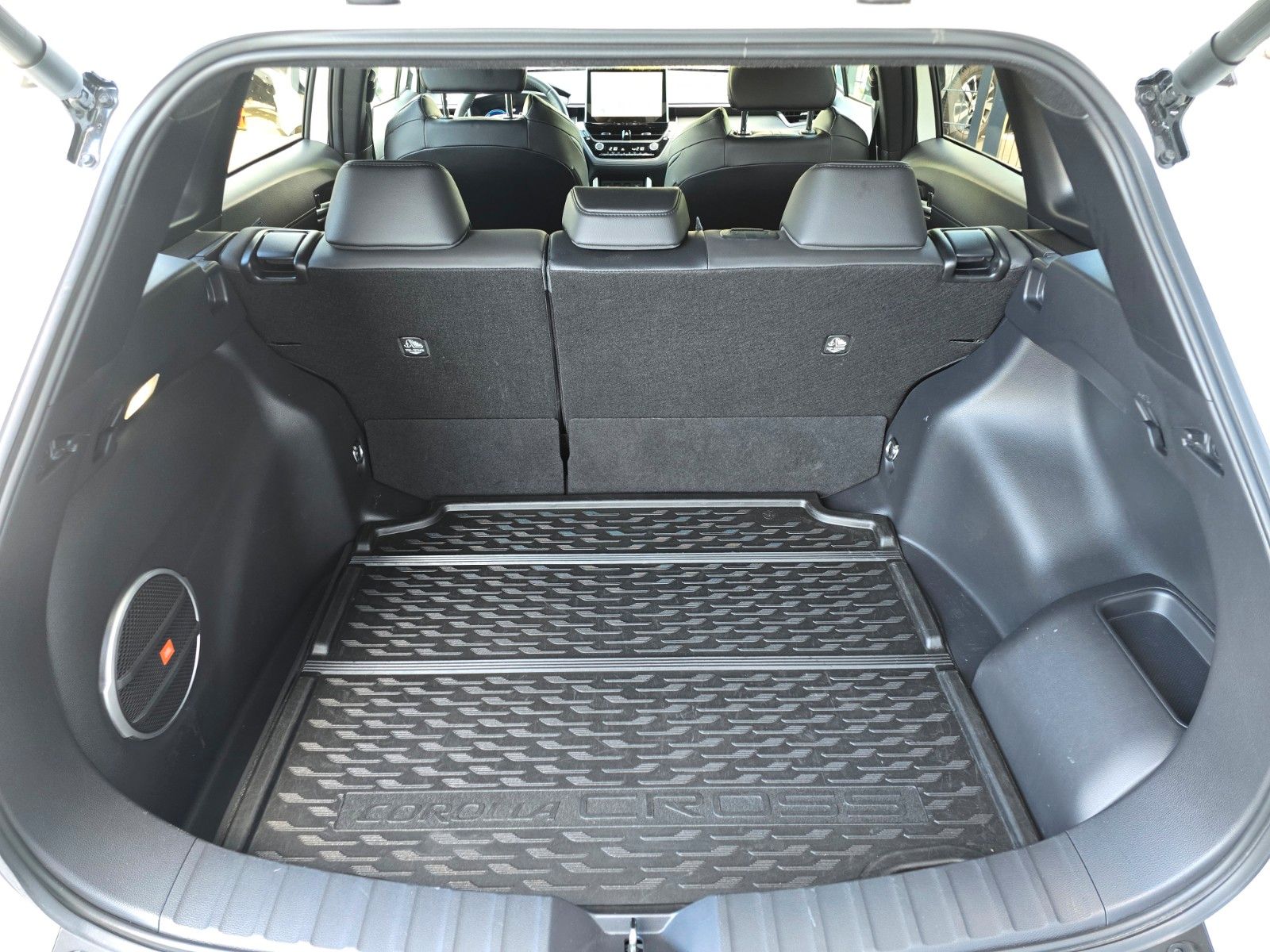 Toyota Corolla Cross 2.0 Hybrid Lounge