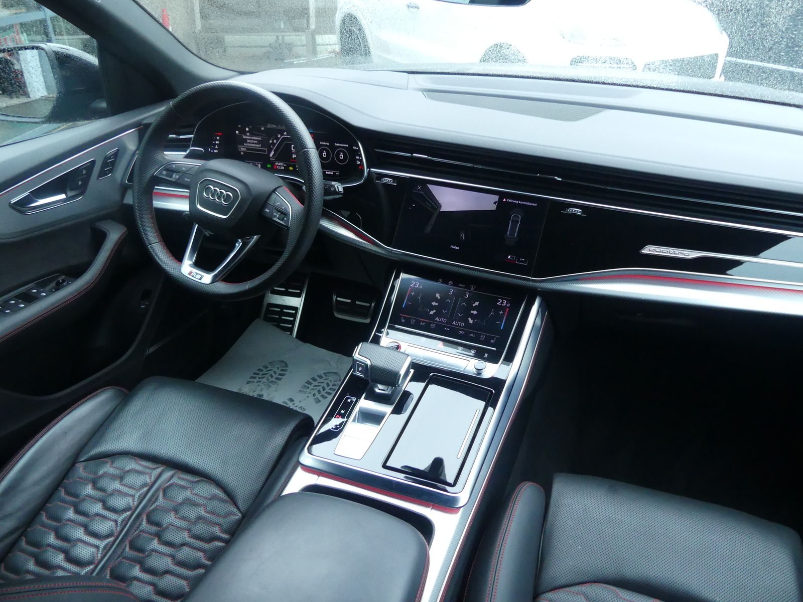 Audi RSQ8 4.0 TFSI Quattro MATRIX/HUD/MASSAGE/23''/NA