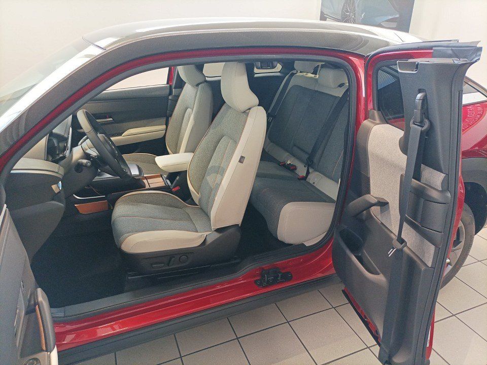 Mazda MX-30 E-SKYACTIV EV MAKOTO PRE-P Mazda MX-30 202