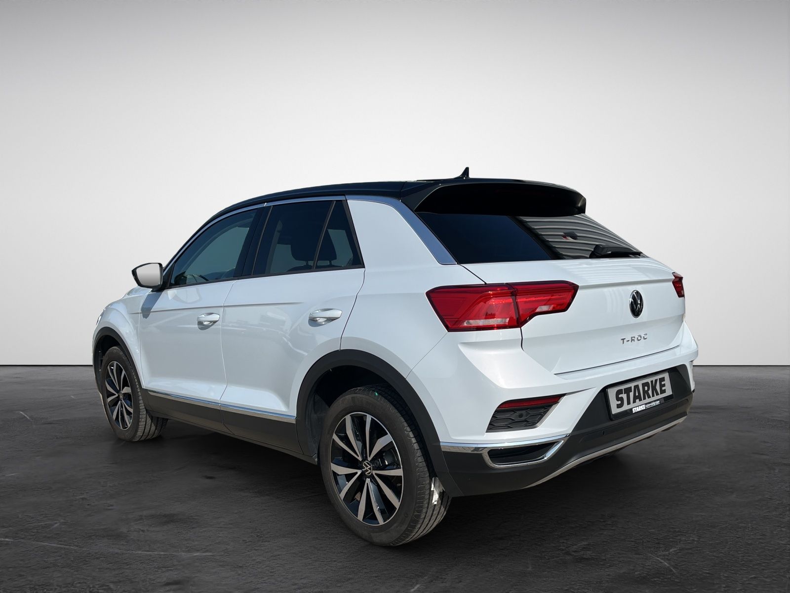 Volkswagen T-Roc 2.0 TDI Style - Samsaru's Car Outlet