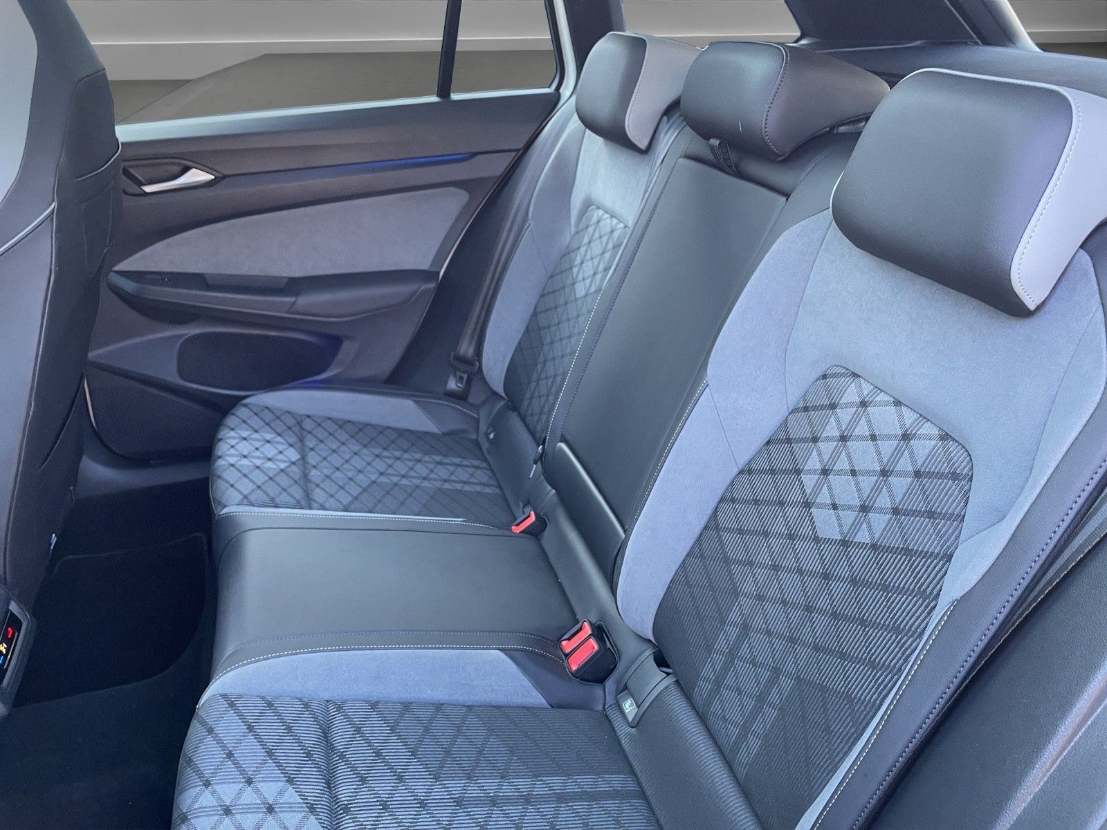 Volkswagen Golf Variant Golf VIII Variant R-Line 4Motion LE