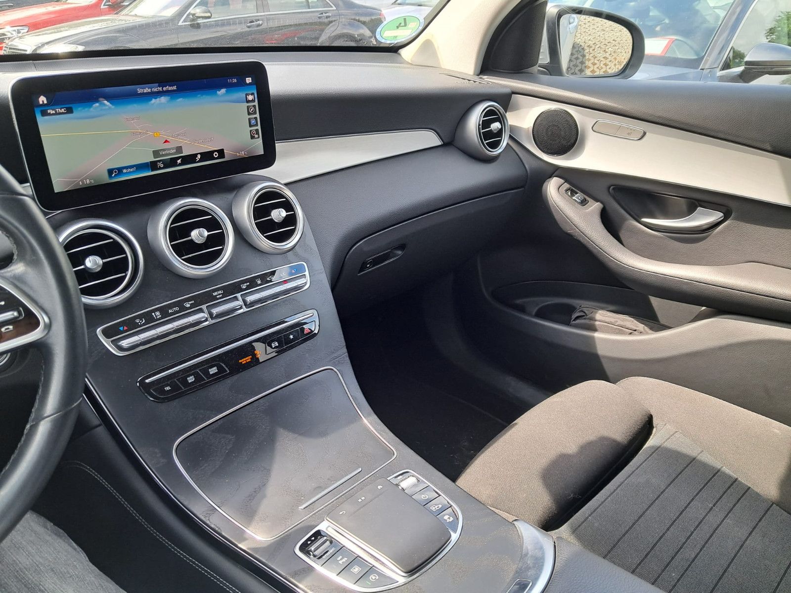 Mercedes-Benz GLC 300 d 4Matic - Samsaru's Car Outlet