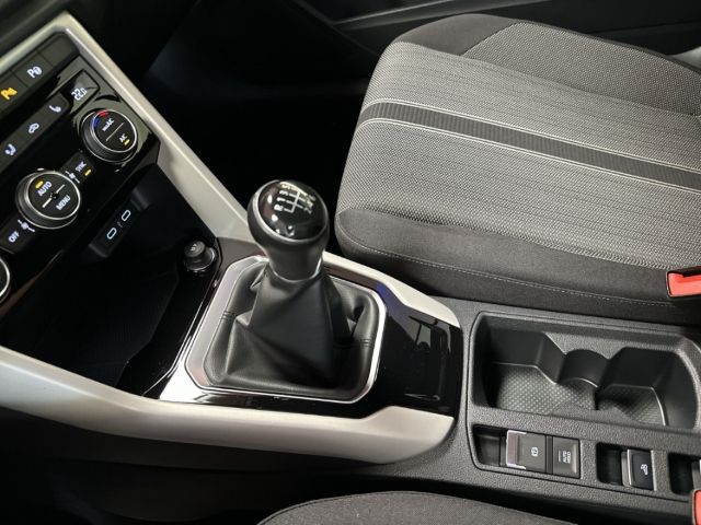 Volkswagen T-Roc Style 1.5 TSI - Samsaru's Car Outlet
