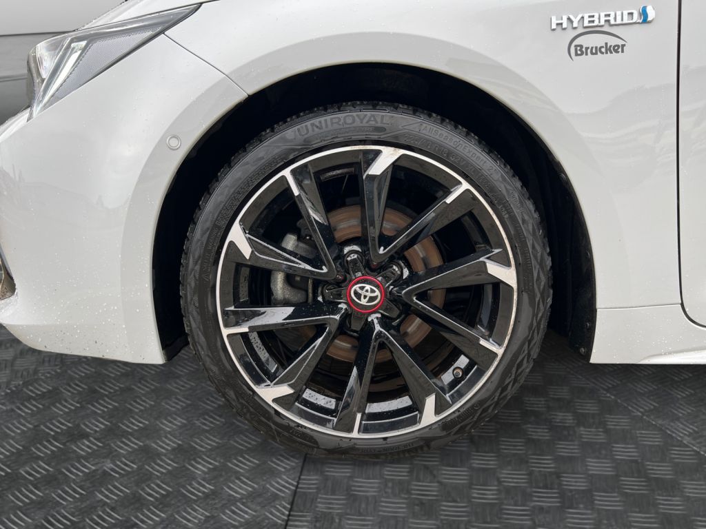 Toyota Corolla 2.0 Hybrid TS GR Sport - Samsaru's Car Outlet