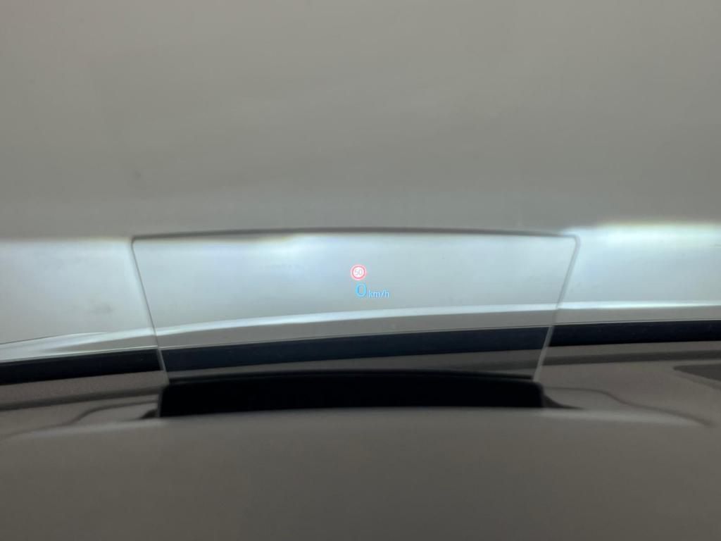 Volkswagen Passat 2.0 TSi R-line DSG - Samsaru's Car Outlet