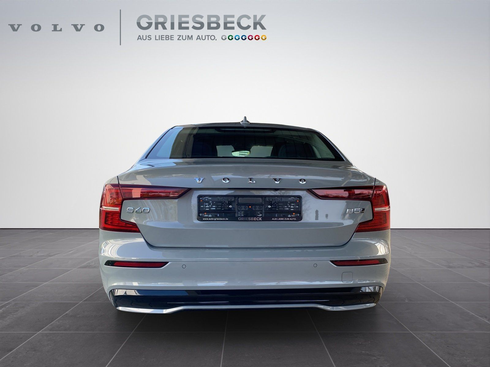 Volvo S60 B5 Ultimate Dark FLA*ACC*HUD*4xSHZ*STH*LM