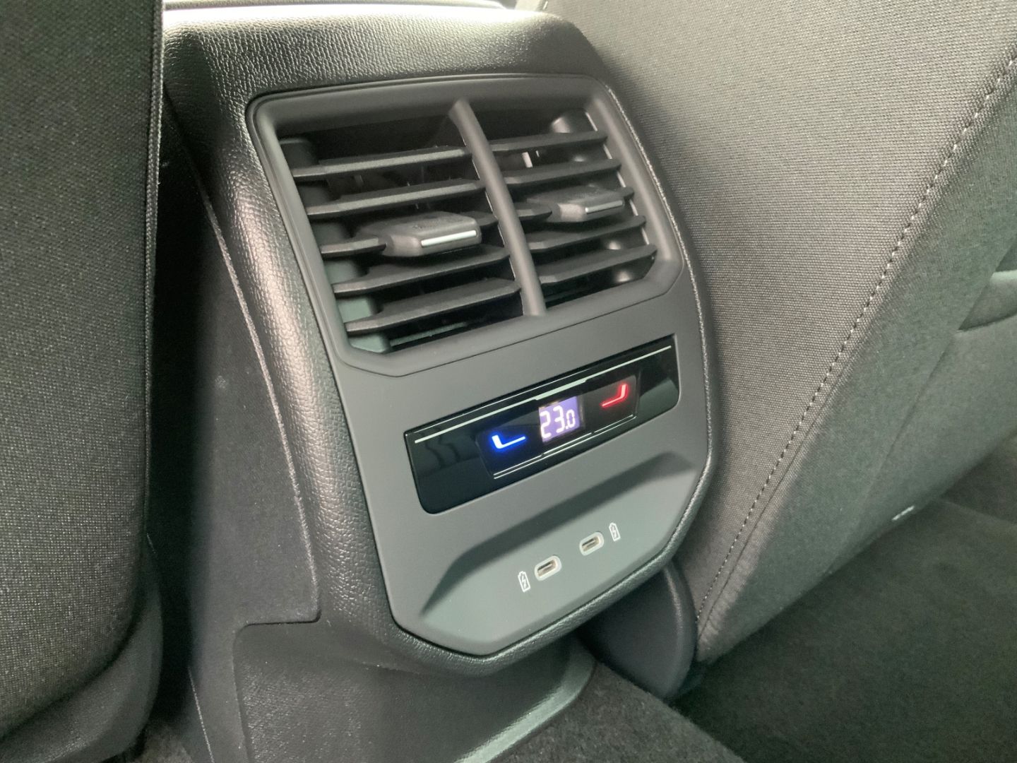 Seat Leon SP Style 2.0TDI DSG+LED+AHK+ Navi+Sitzhzg